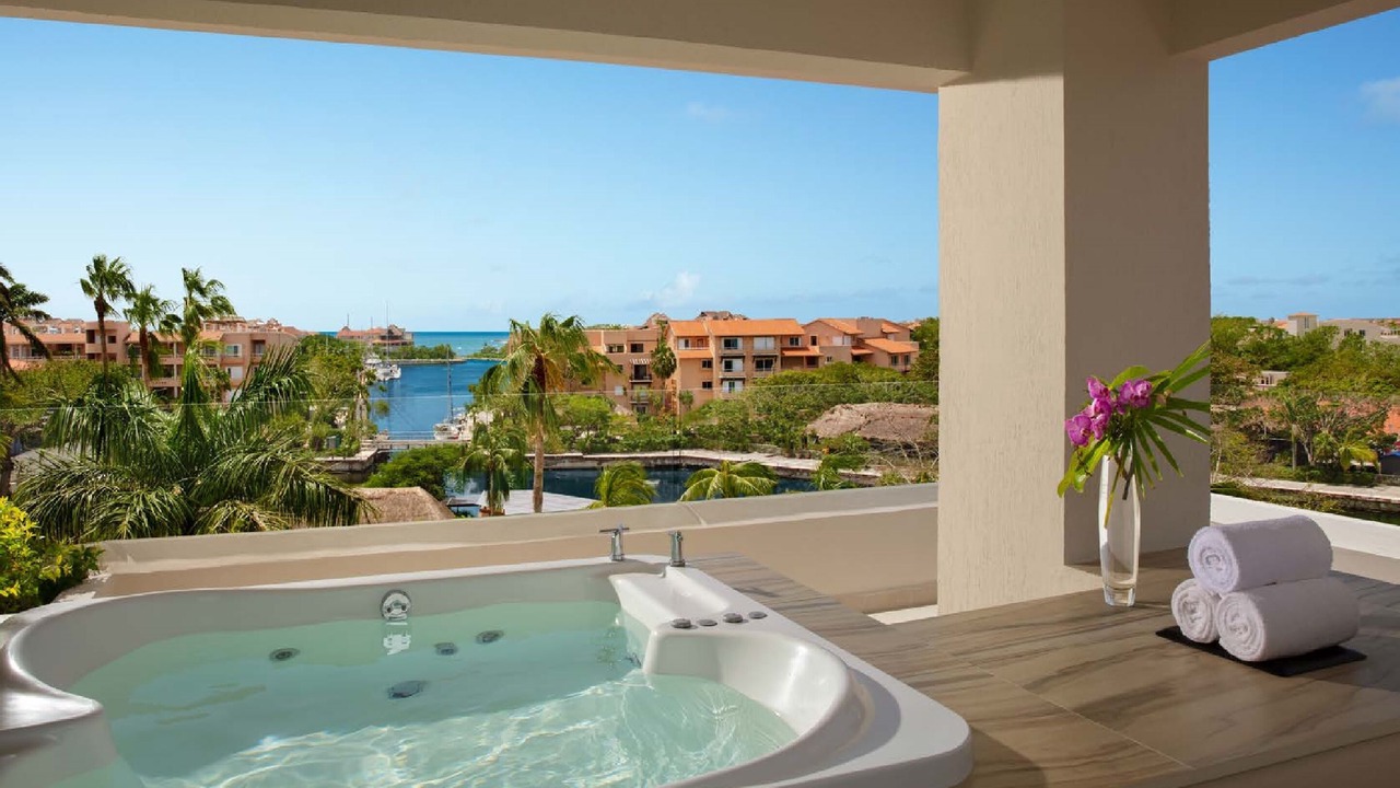 Photo of Bedroom in Puerto Aventuras