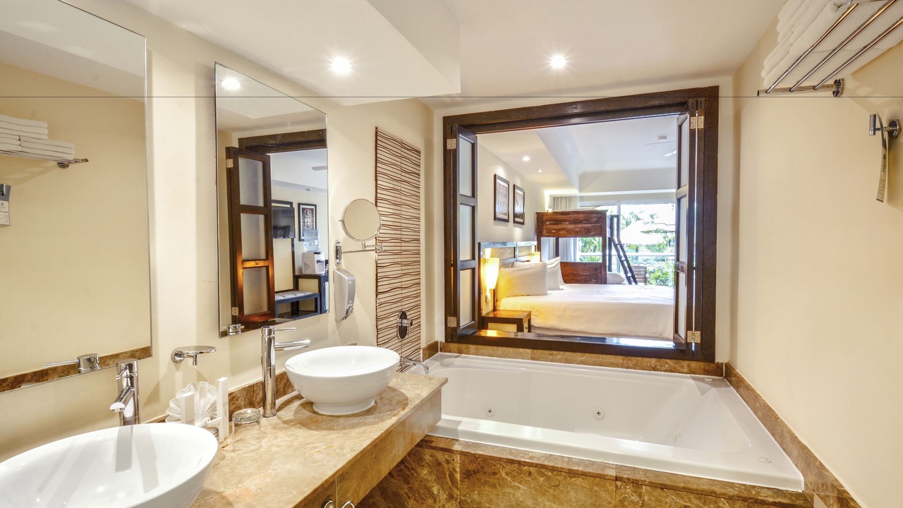 Photo of Bedroom in Playacar Zona Hotelera