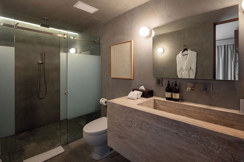 Photo of Bathroom in Anahuac
