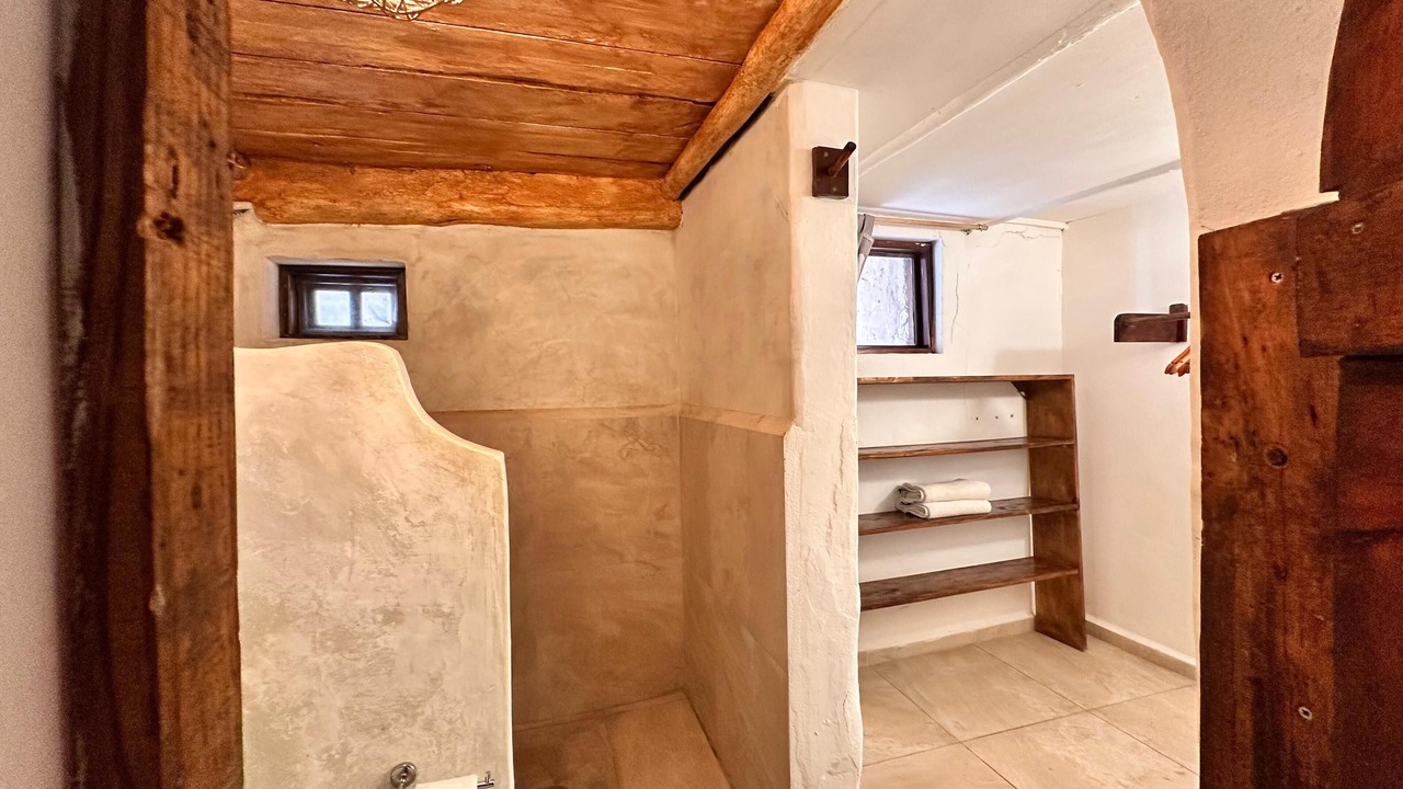 Photo of Bathroom in Zona Hotelera