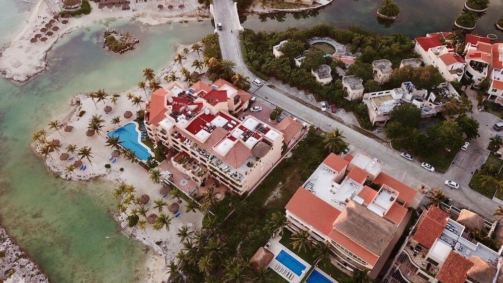 Photo of Others in Puerto Aventuras