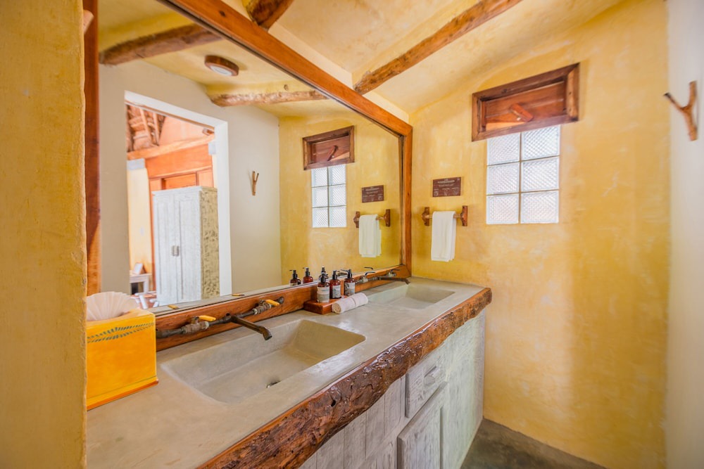 Photo of Bathroom in Playa Paraiso