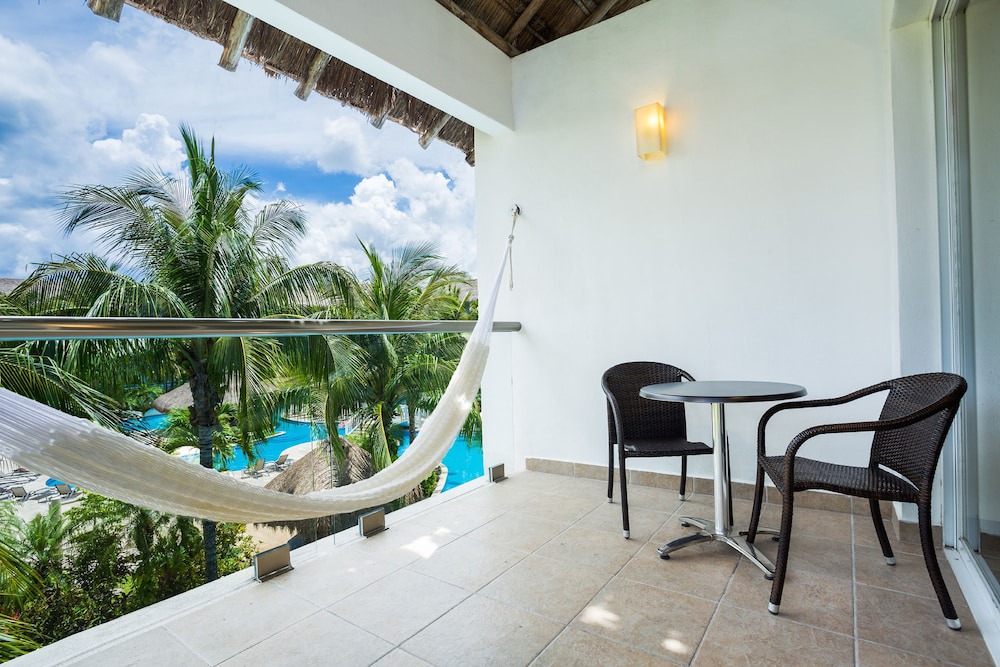 Photo of Patio Balcony in Costa Maya