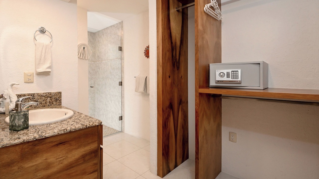 Photo of Bathroom in Colonia Andres