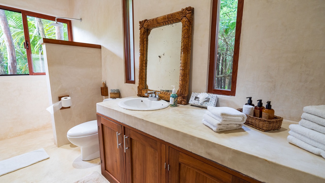 Photo of Bathroom in Zona Hotelera