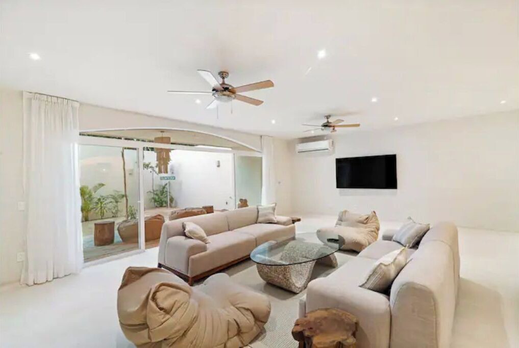 Photo of Livingroom in Playa Paraiso