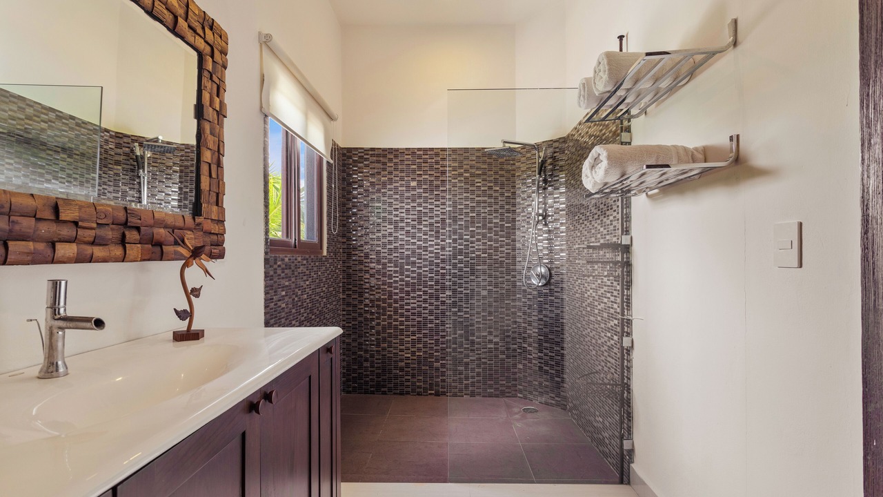 Photo of Bathroom in Colonia Salina Chica