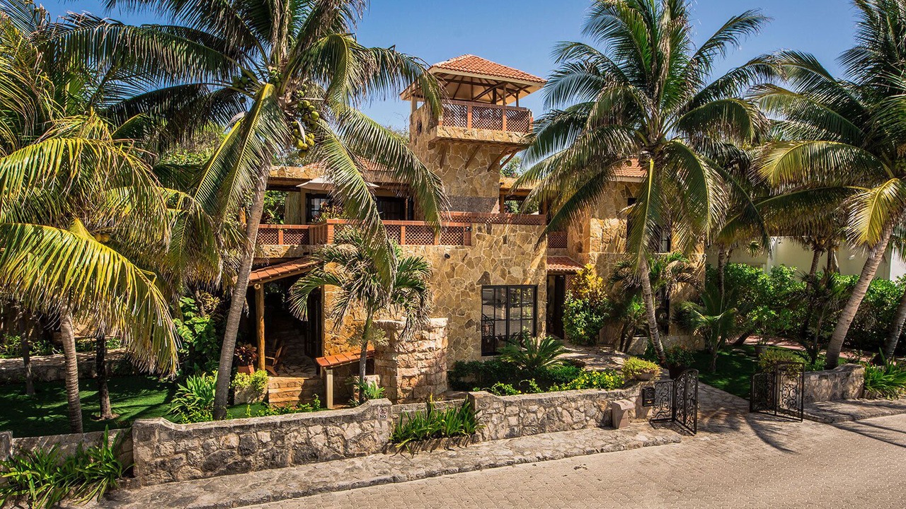 Photo of Outdoor in Playacar Beach