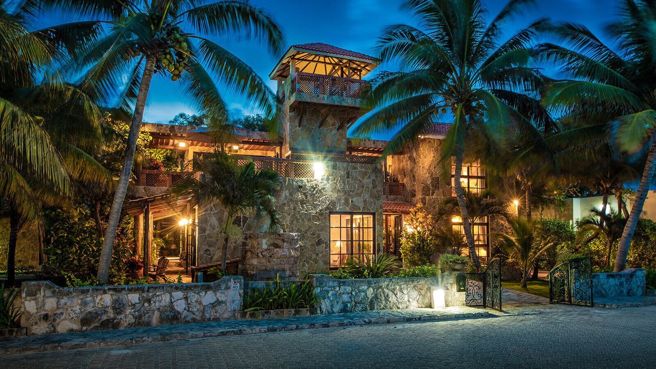 Photo of Outdoor in Playacar Beach