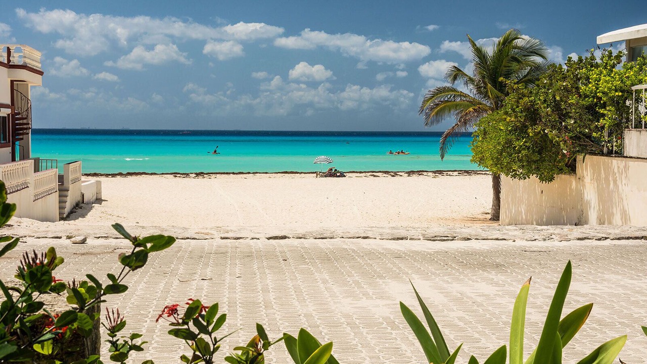 Photo of Others in Playacar Beach