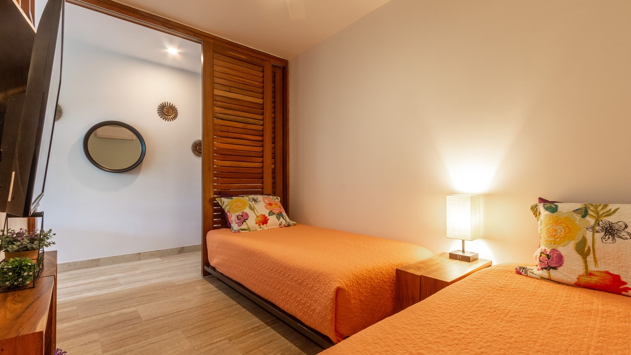 Photo of Bedroom in Playacar Beach
