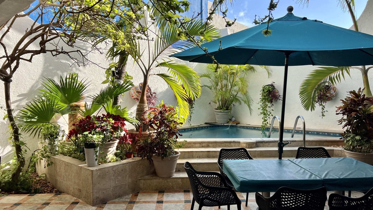 Photo of Outdoor in Centro - Supmza 001