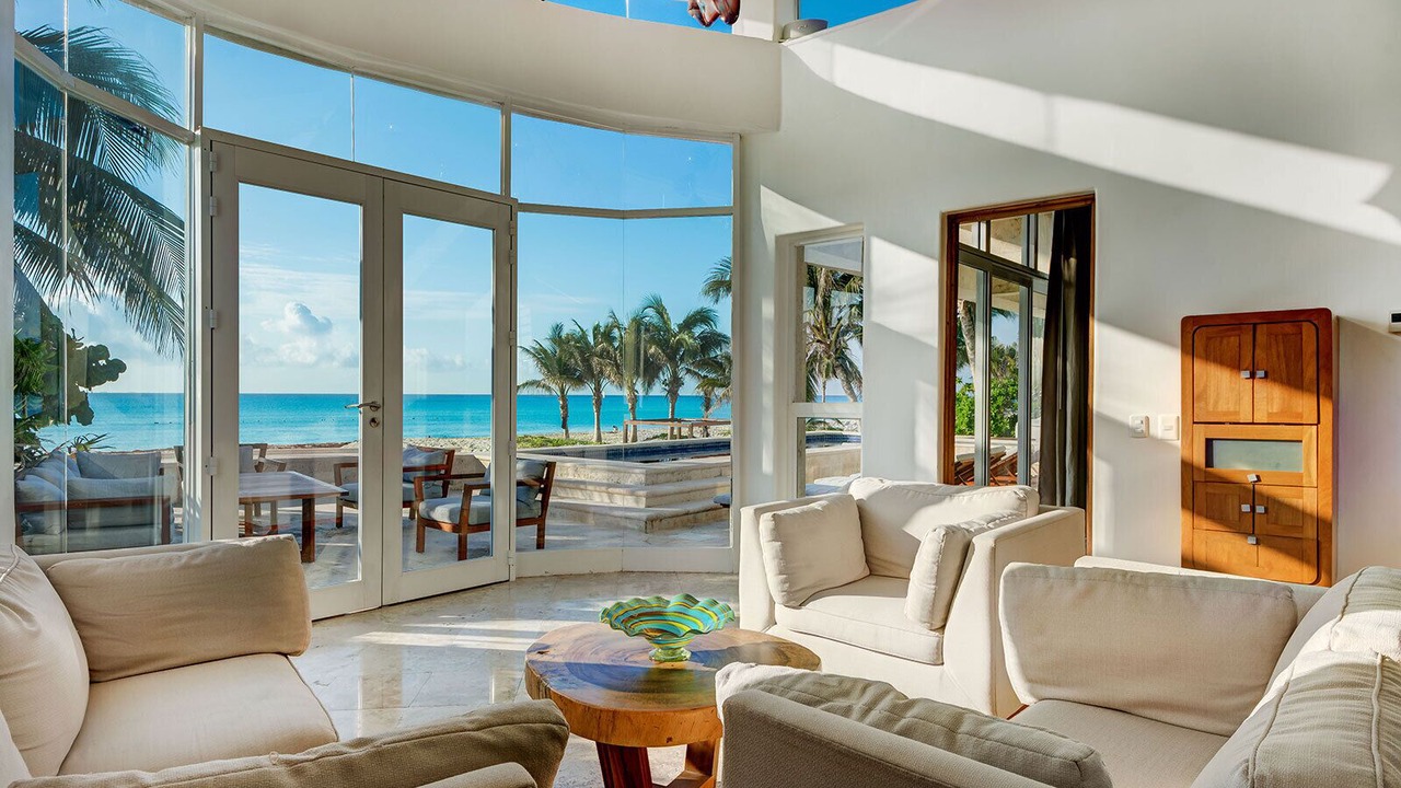 Photo of Livingroom in Playacar Beach