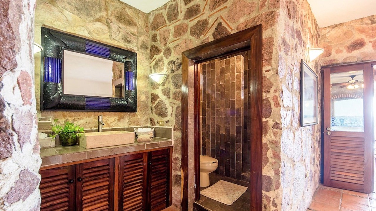 Photo of Bathroom in Conchas Chinas