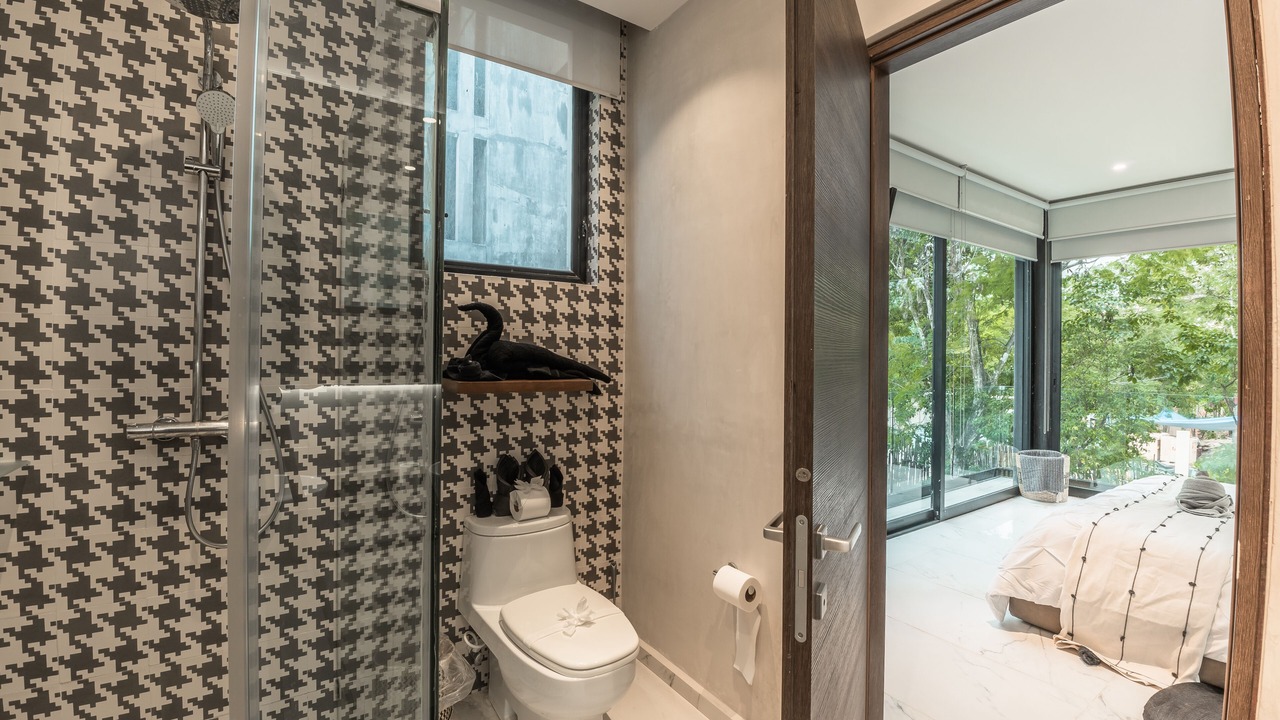 Photo of Bathroom in Zama