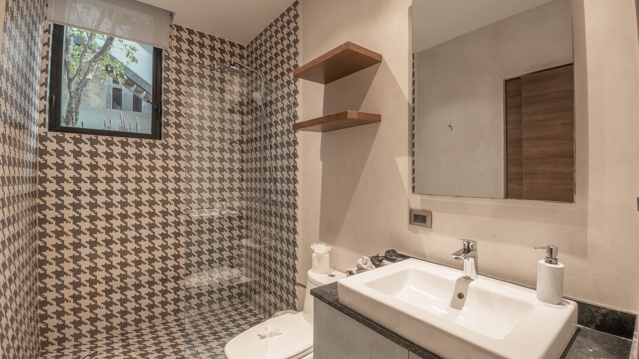 Photo of Bathroom in Zama