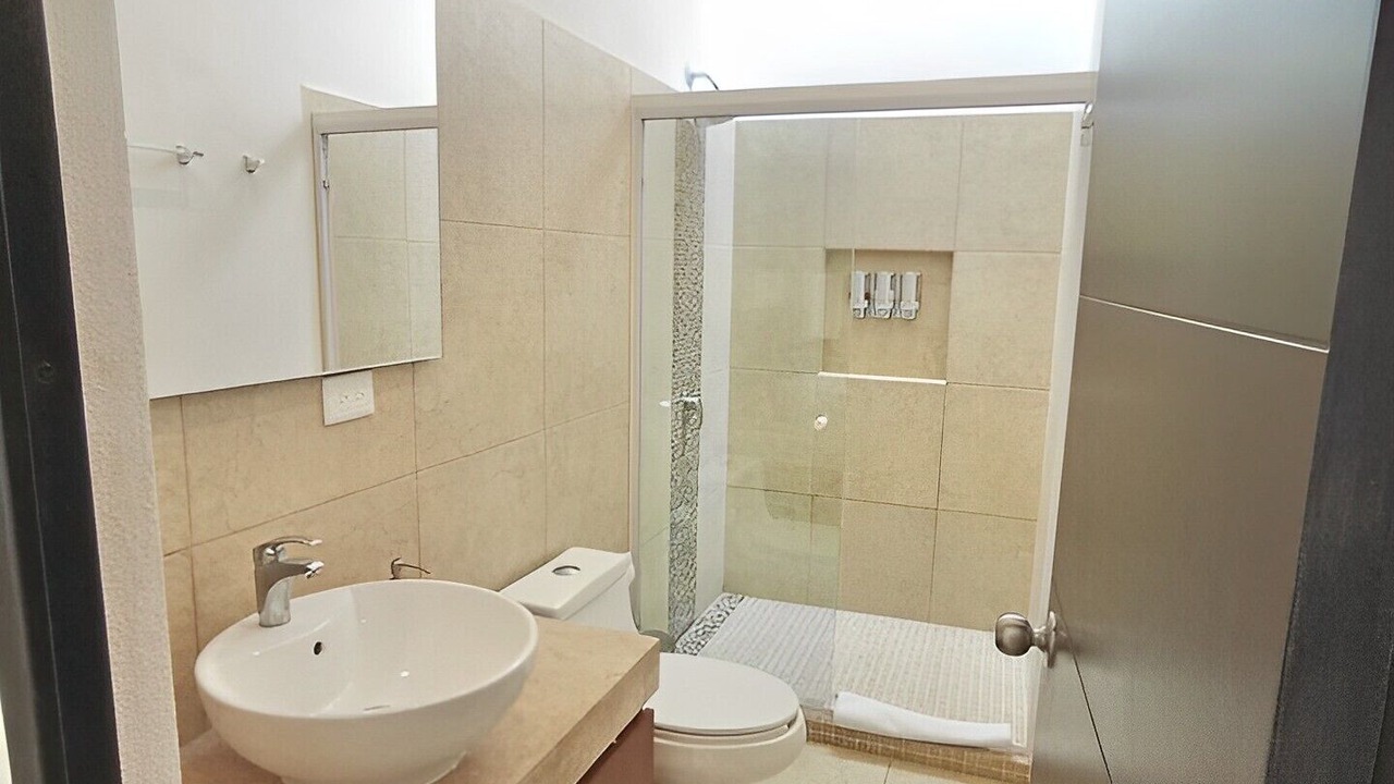 Photo of Bathroom in Jacinto Pat