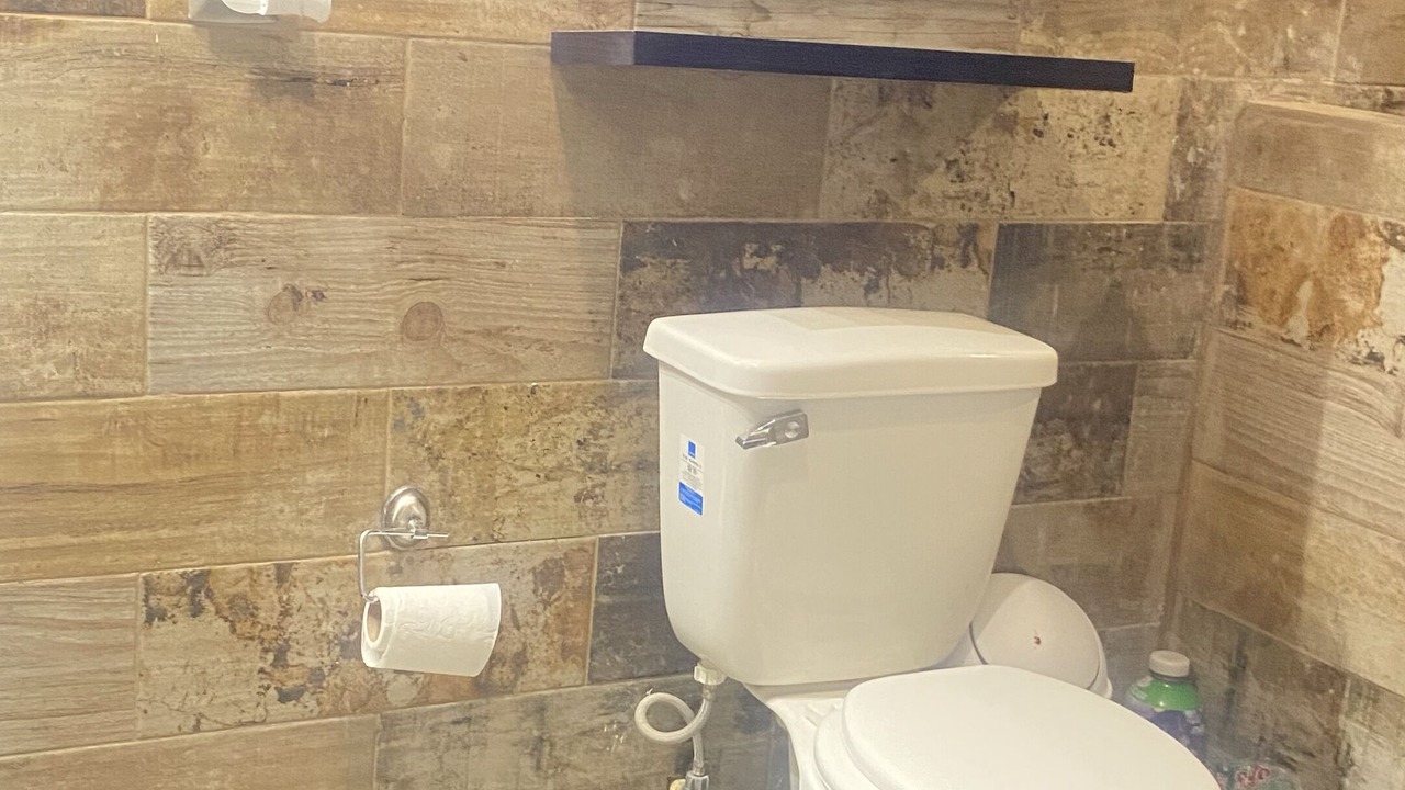 Photo of Bathroom in Huay-Pix