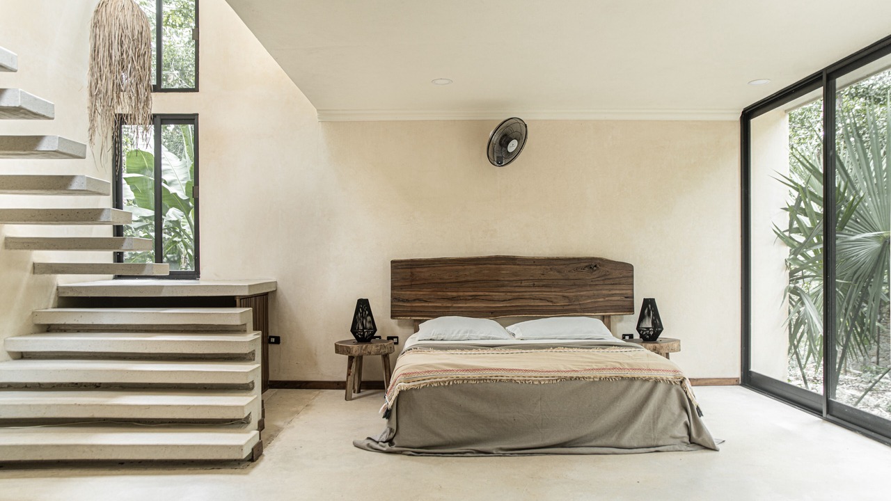 Photo of Bedroom in Francisco Uh May