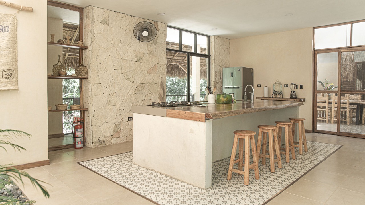 Photo of Kitchen in Francisco Uh May
