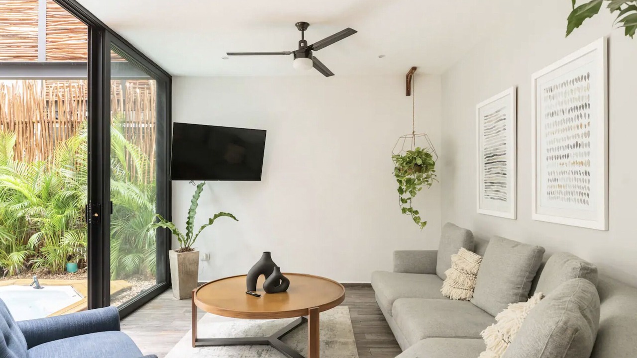Photo of Livingroom in Ekbalan