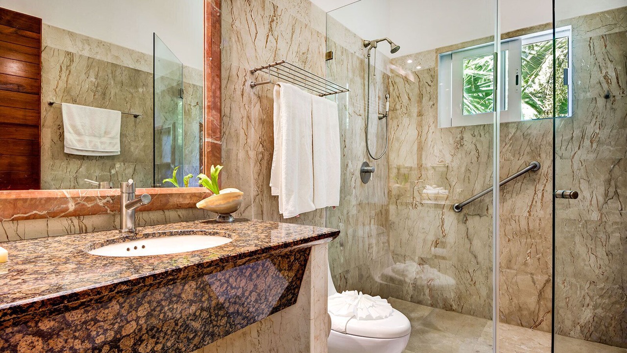 Photo of Bathroom in Puerto Aventuras