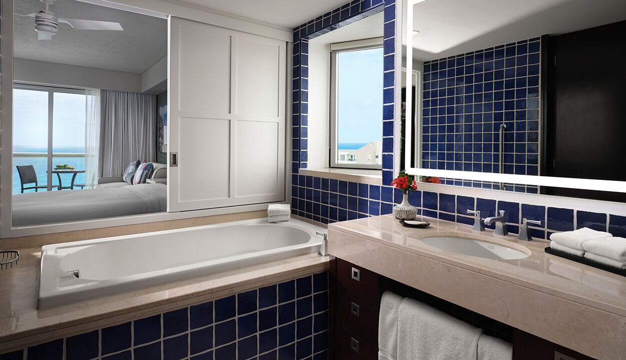 Photo of Bathroom in La Isla