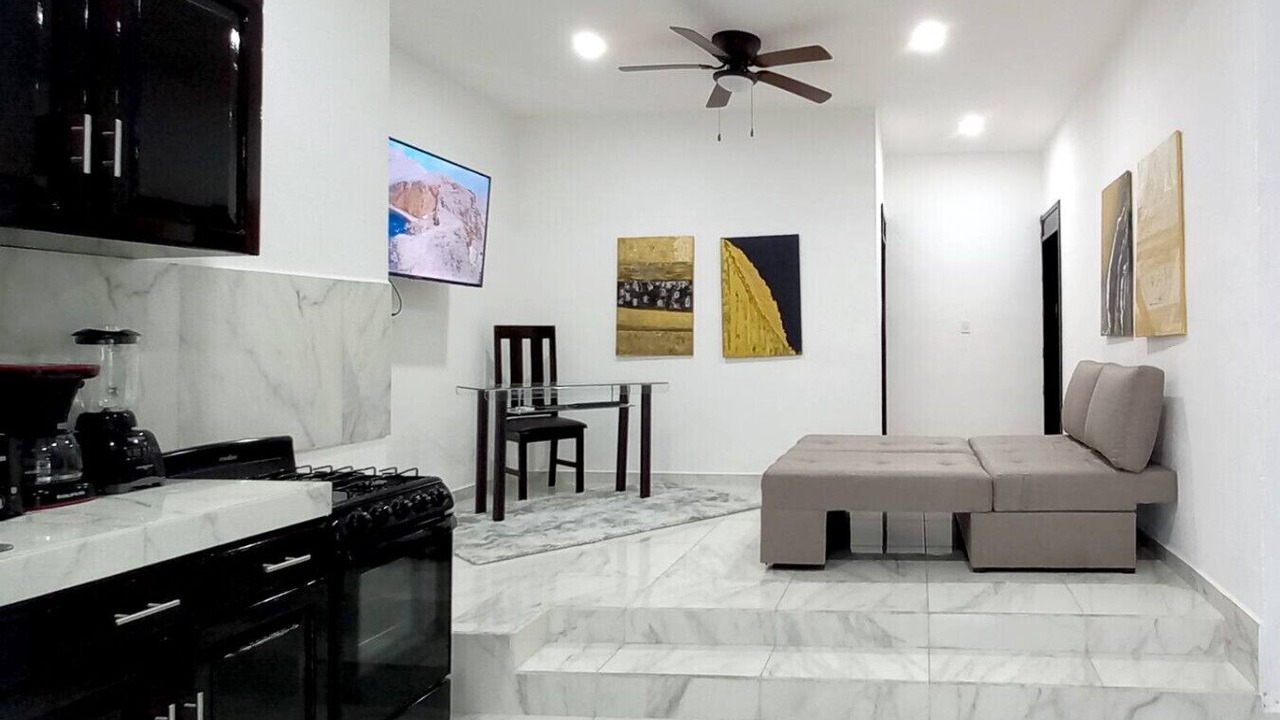 Photo of Livingroom in Salinas