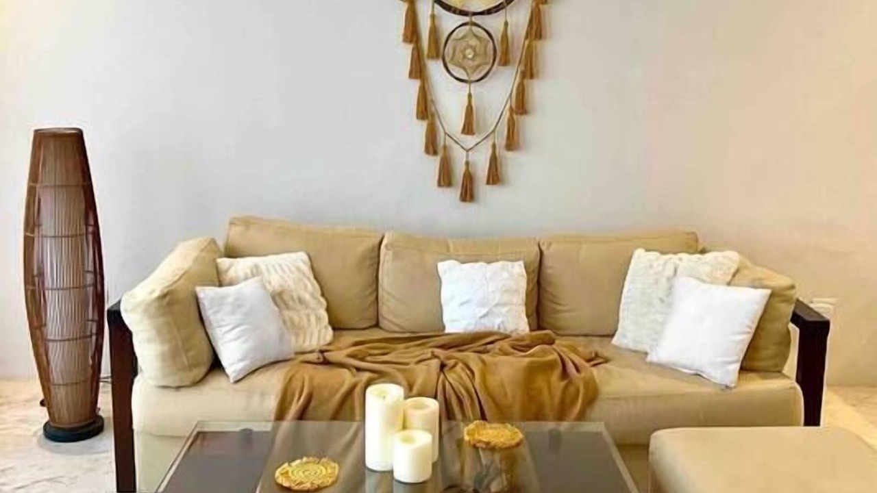 Photo of Bedroom in Francisco Uh May