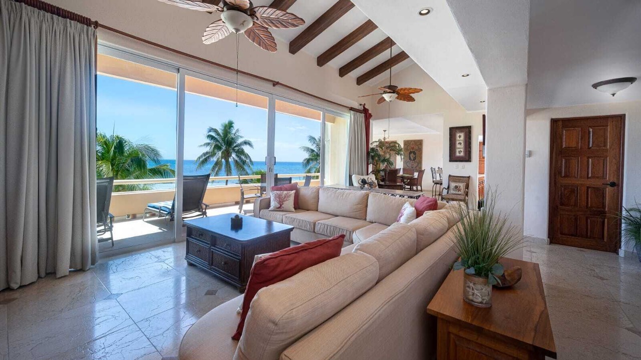 Photo of Livingroom in Puerto Aventuras