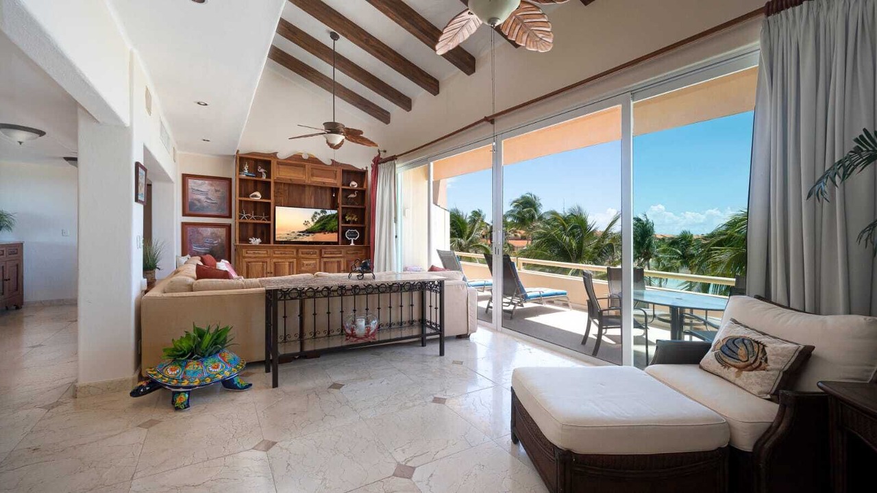 Photo of Livingroom in Puerto Aventuras