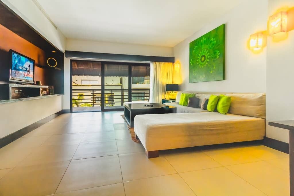 Photo of Livingroom in Downtown
