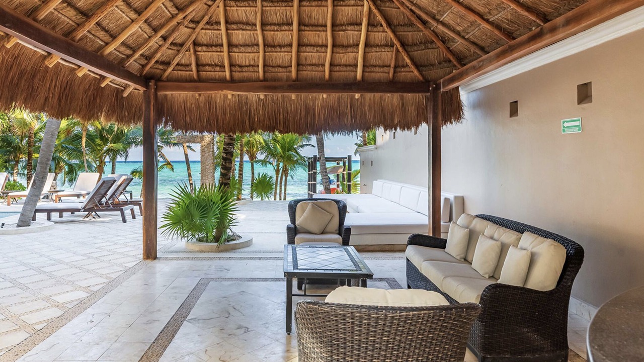 Photo of Patio Balcony in Ek Balam Village