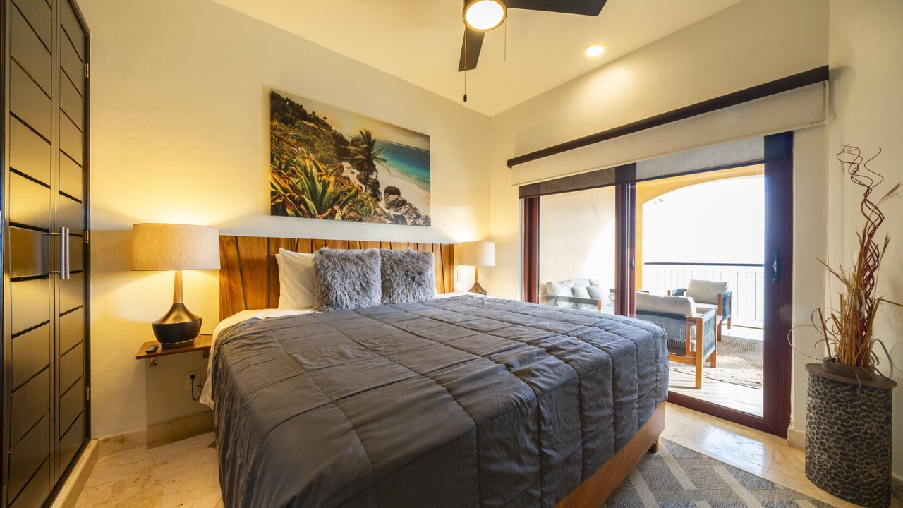Photo of Bedroom in Downtown