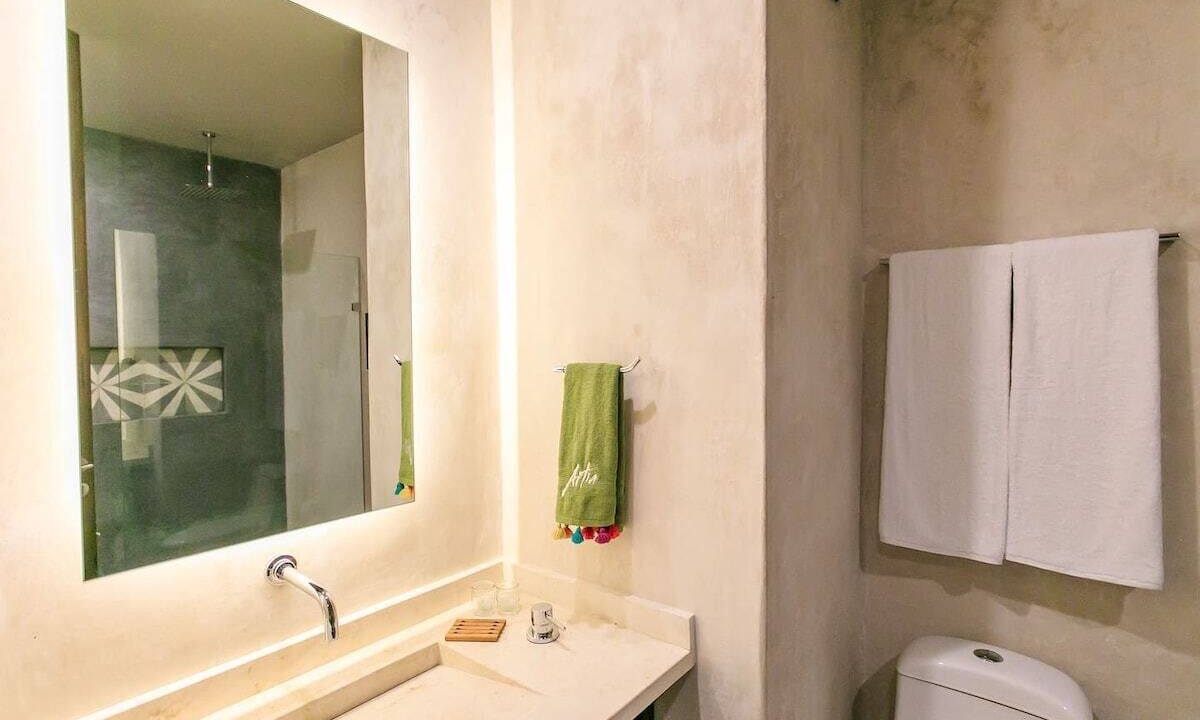 Photo of Bathroom in Zama