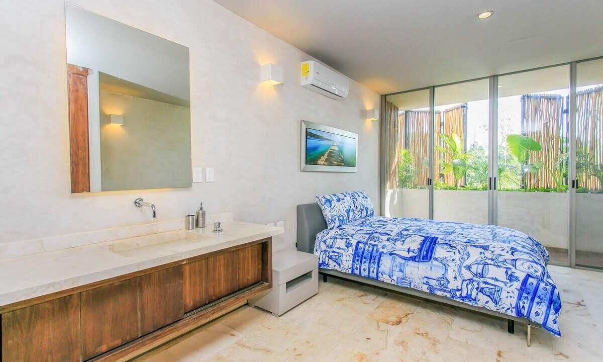 Photo of Bathroom in Zama