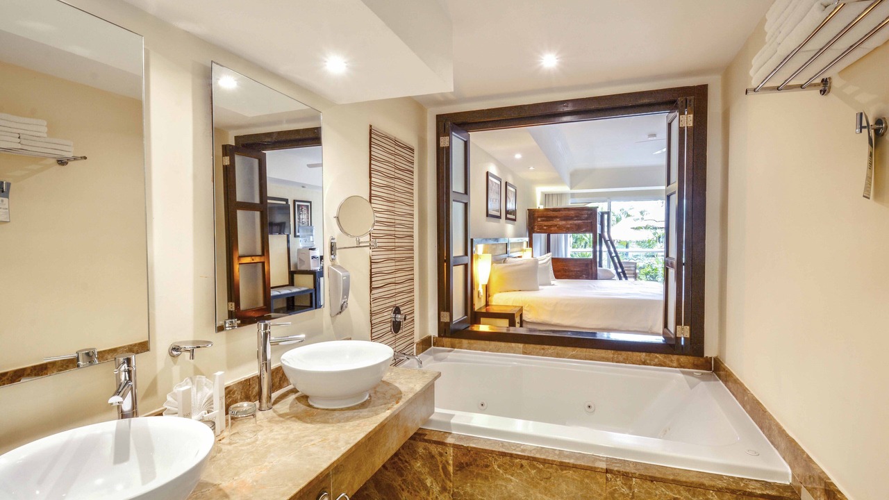 Photo of Bathroom in Playacar Zona Hotelera