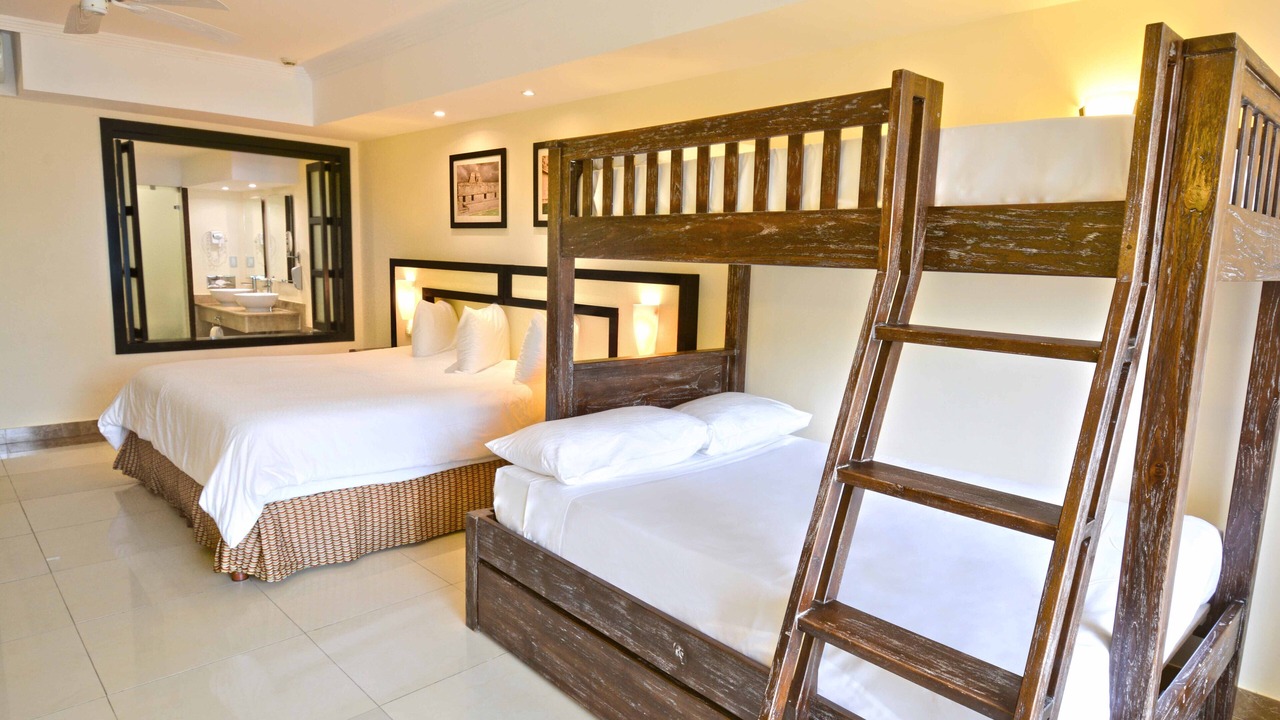 Photo of Bedroom in Playacar Zona Hotelera