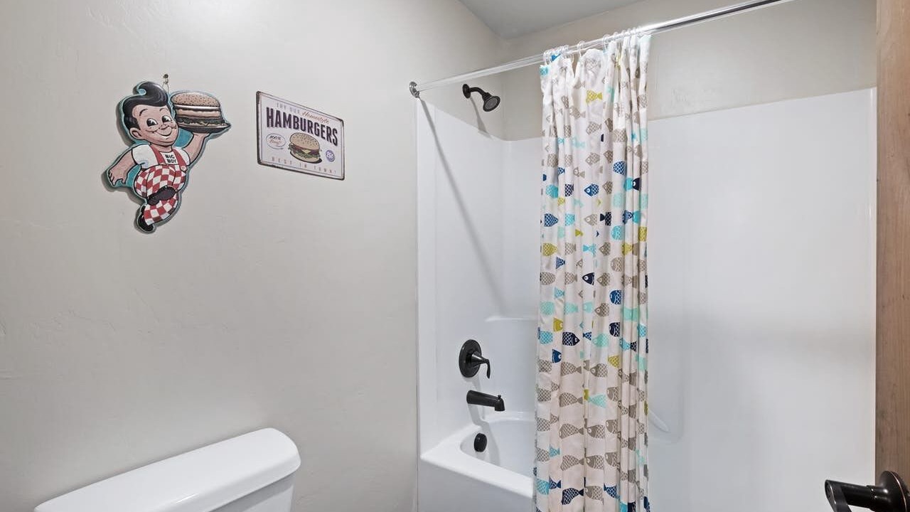 Photo of Bathroom in Garden City