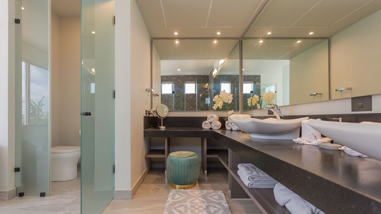 Photo of Bathroom in Zona Hotelera