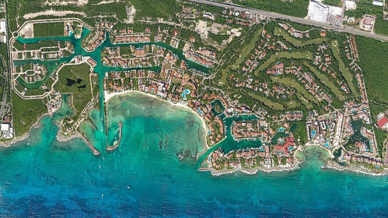 Photo of Others in Puerto Aventuras