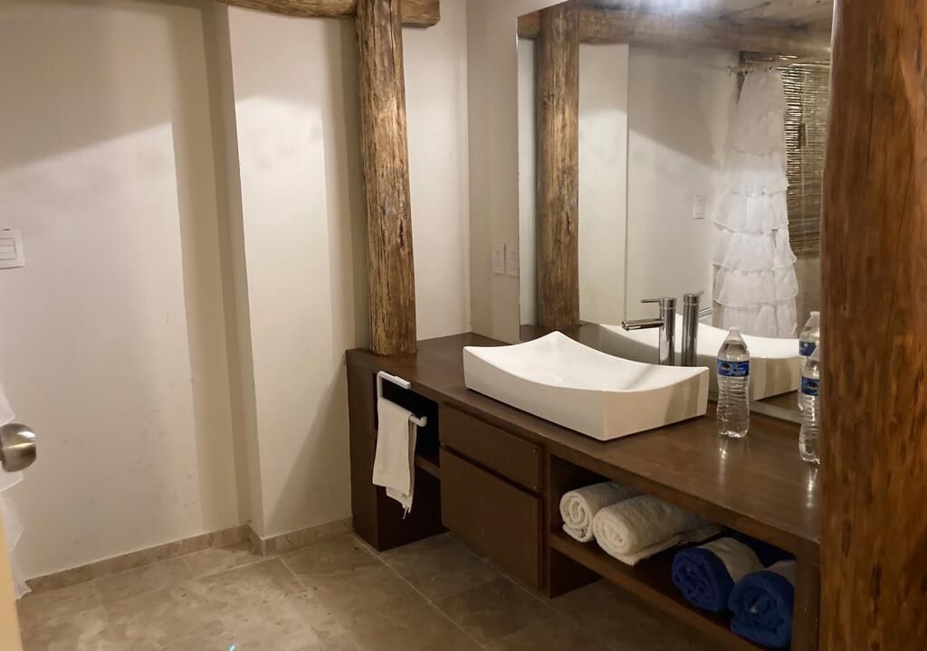 Photo of Bathroom in Zona Hotelera