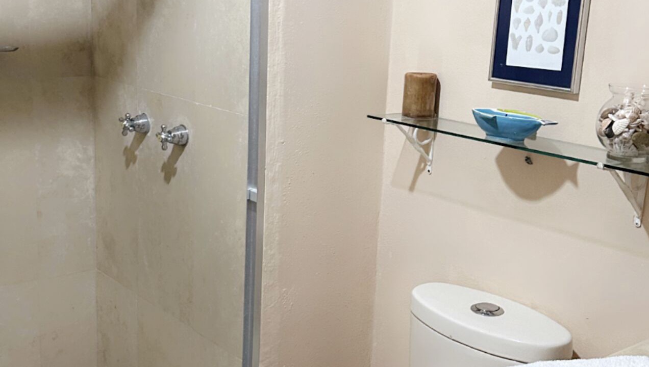 Photo of Bathroom in Playacar Beach
