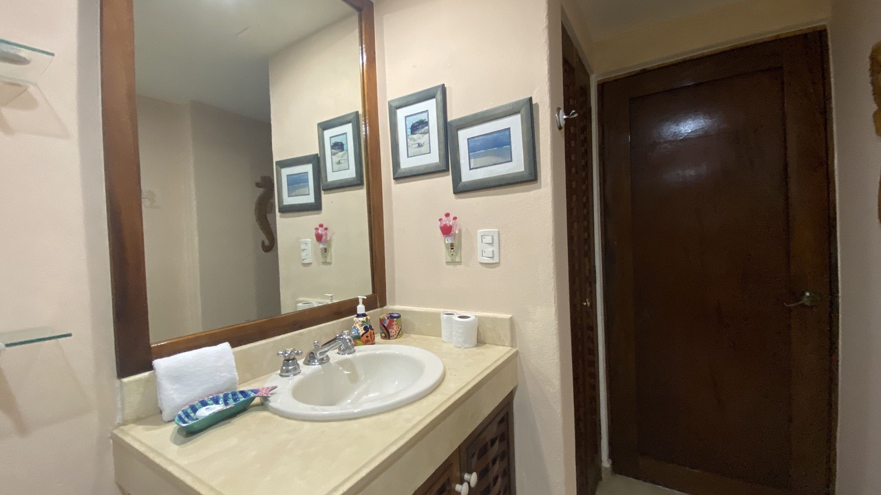Photo of Bathroom in Playacar Beach