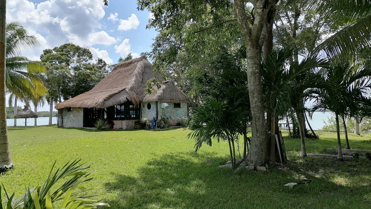 Photo of Outdoor in Huay-Pix