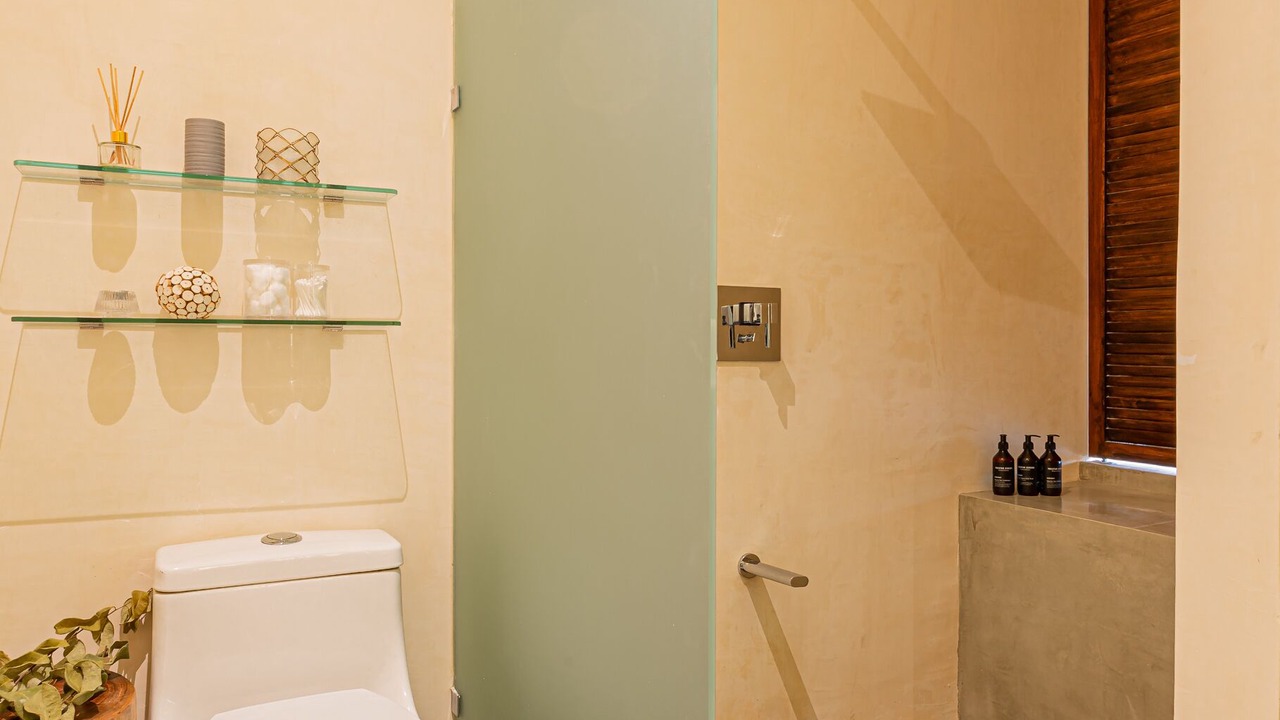Photo of Bathroom in Zama