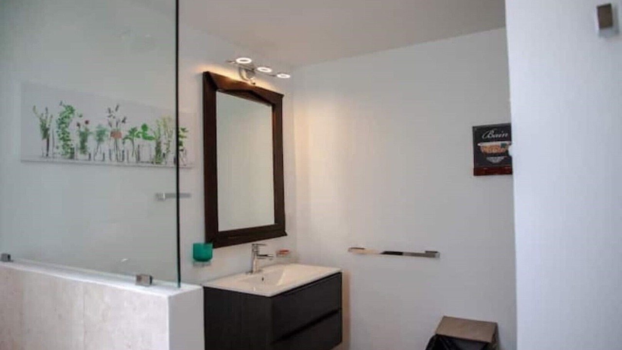 Photo of Bathroom in Centro - Supmza 001