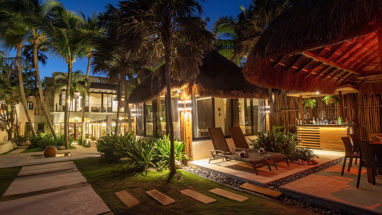 Photo of Patio Balcony in Soliman Bay