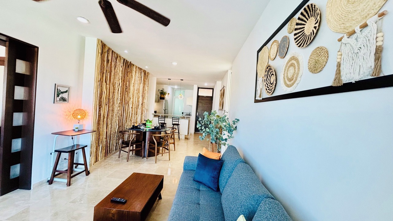 Photo of Livingroom in 12th Street