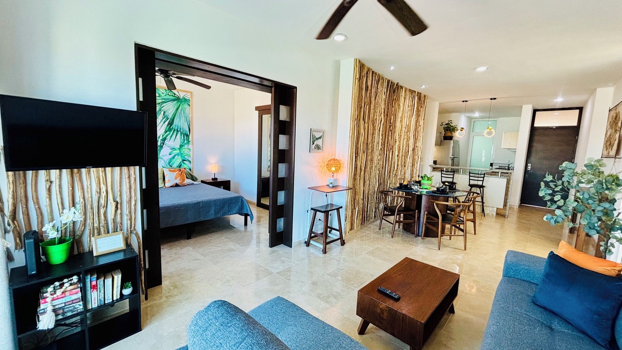 Photo of Livingroom in 12th Street